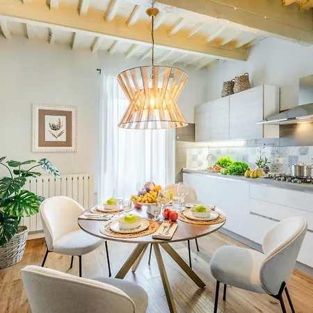 Wine Apartment Montecarlo